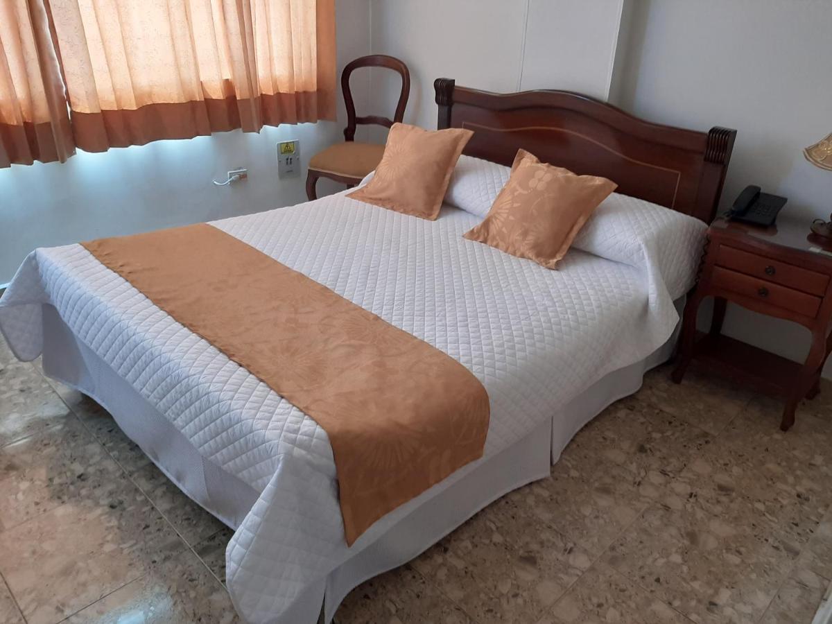 Hotel Khalifa Neiva  Bagian luar foto