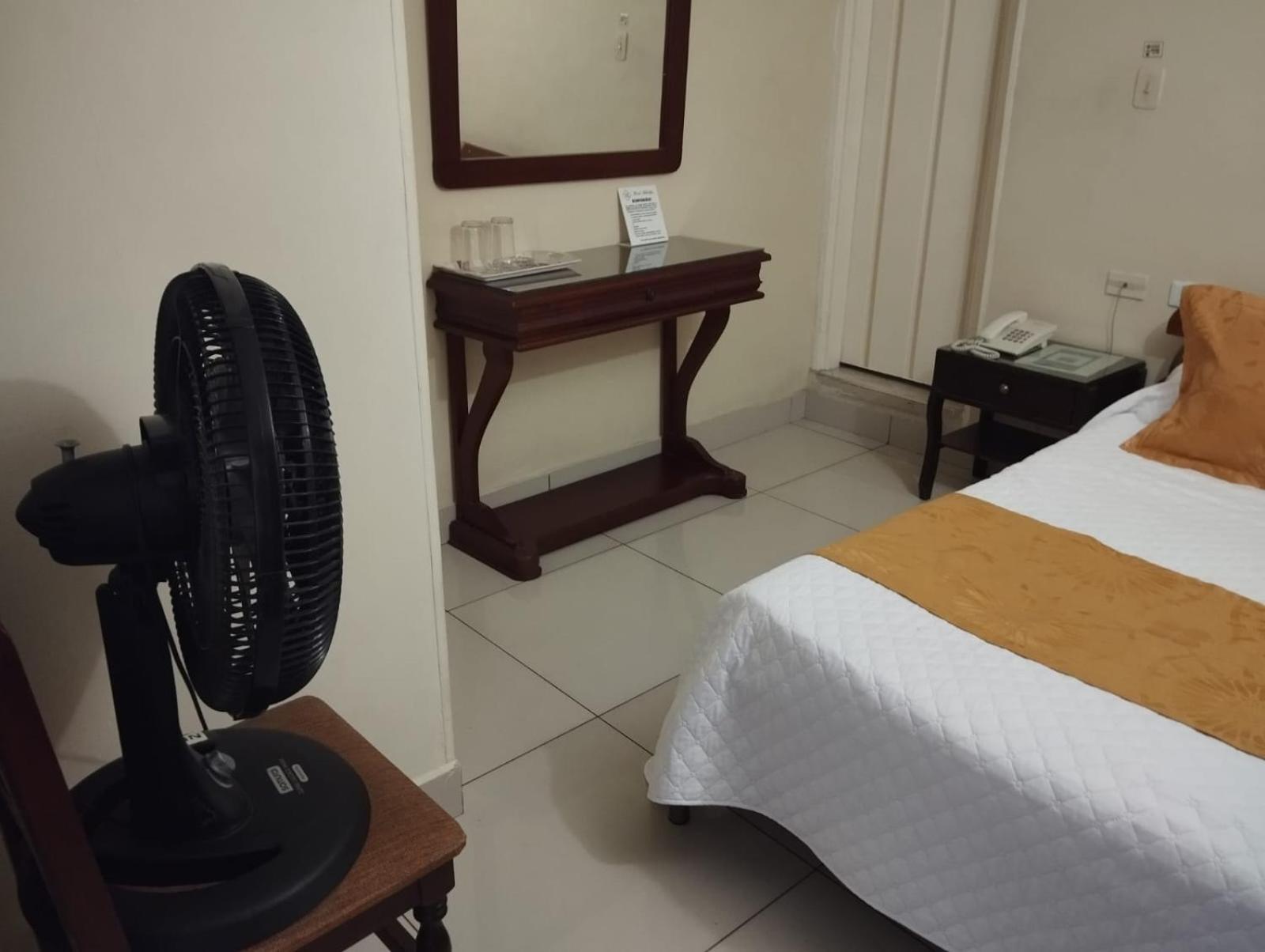 Hotel Khalifa Neiva  Bagian luar foto